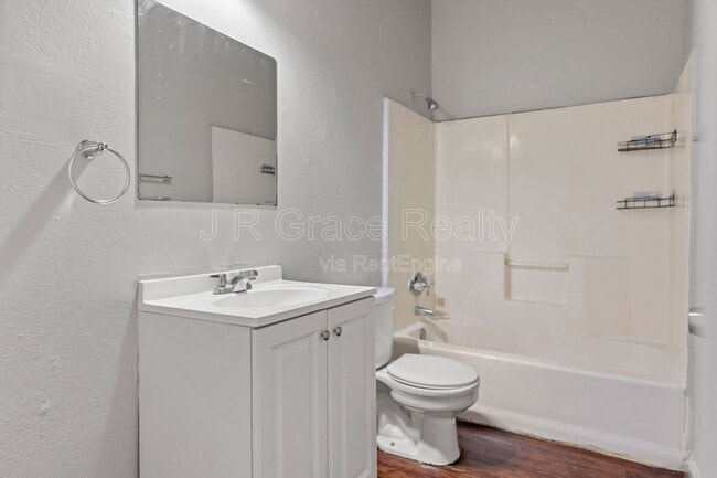 Building Photo - 1720 Webster Ave