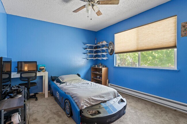 Building Photo - Charming 2 bedroom unit in Sparks