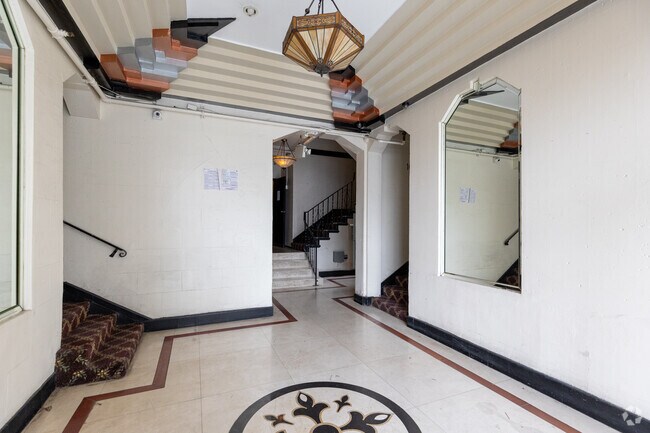 Lobby - Bright & Inviting Apartments
