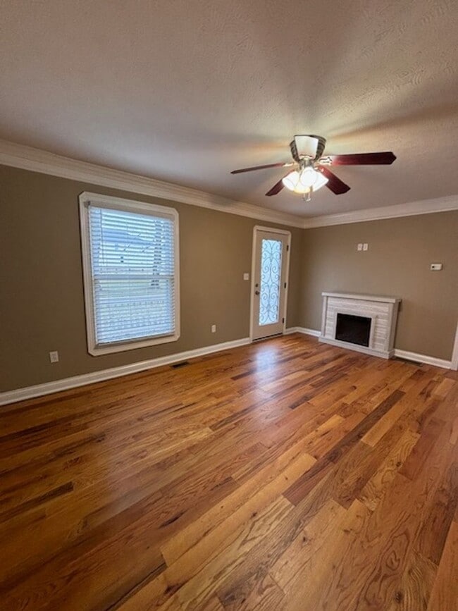 Building Photo - 2588 Hutcherson Ln