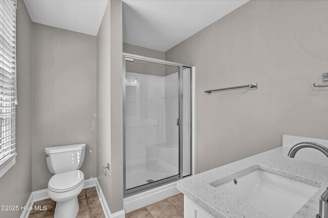 Building Photo - 844 Arboretum Dr