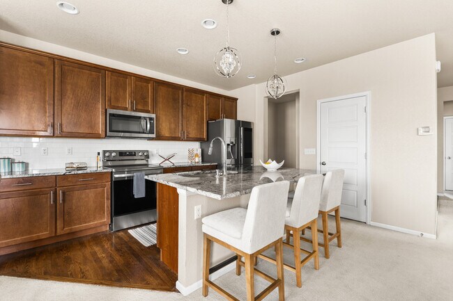 Building Photo - 17187 E Cedar Gulch Dr