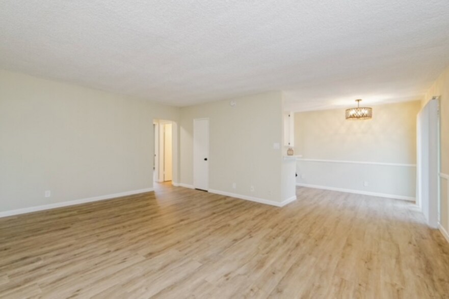 Building Photo - 59 Esperanza Ave