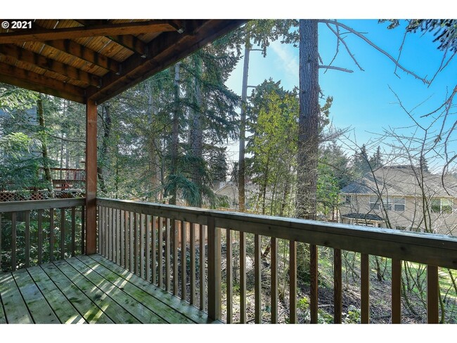 Building Photo - 15300 SW Pumice Ln