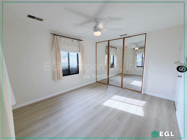 Building Photo - 7601 Kittyhawk Ave