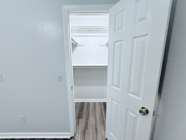 Building Photo - 1006 Creekside Pl