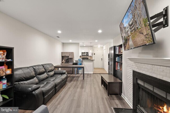Building Photo - 10302 Appalachian Cir
