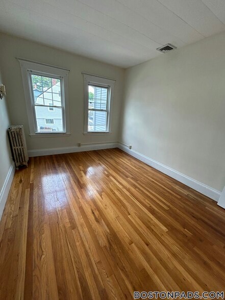 Building Photo - 30 Lawrence St