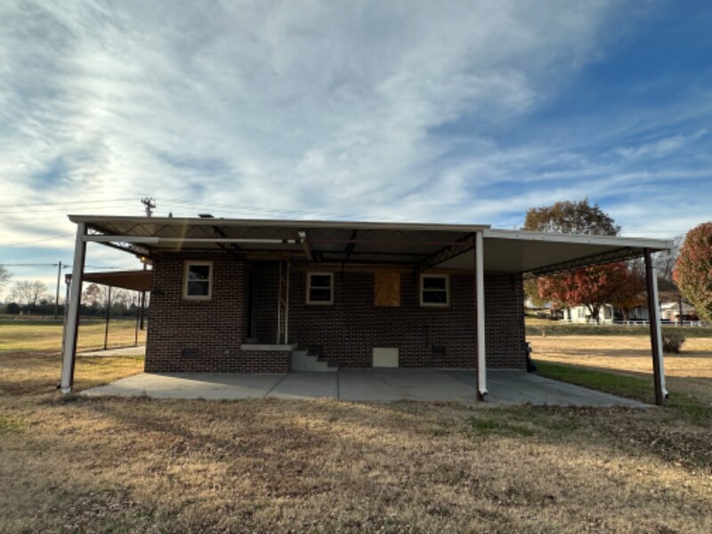 Building Photo - 8972 Horton Hwy