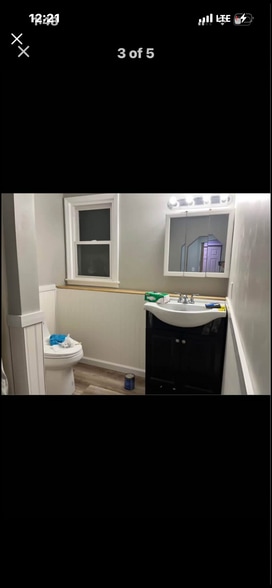 Building Photo - 96 N Greenfield Rd