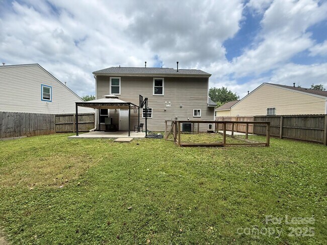 Building Photo - 431 Kingville Dr