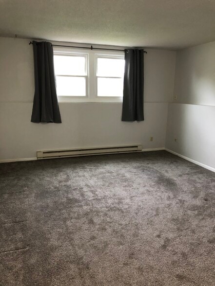 Building Photo - 1004 Terrace Dr