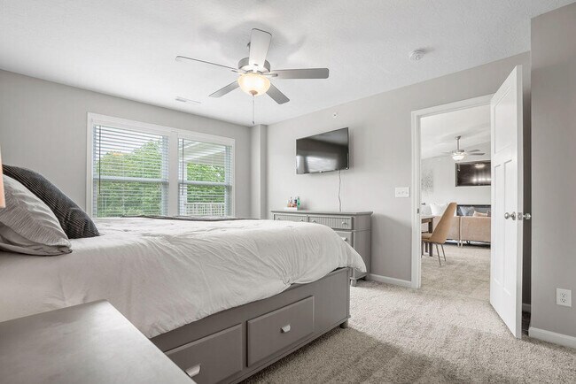 Building Photo - 2459 Bella Rdg