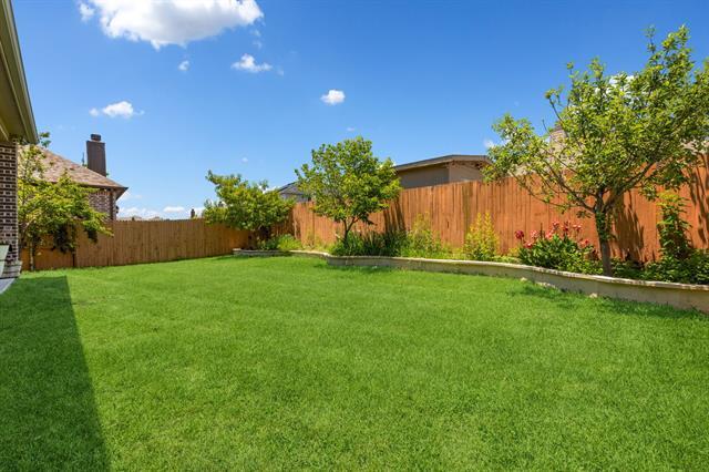 Building Photo - 16613 Dry Creek Blvd