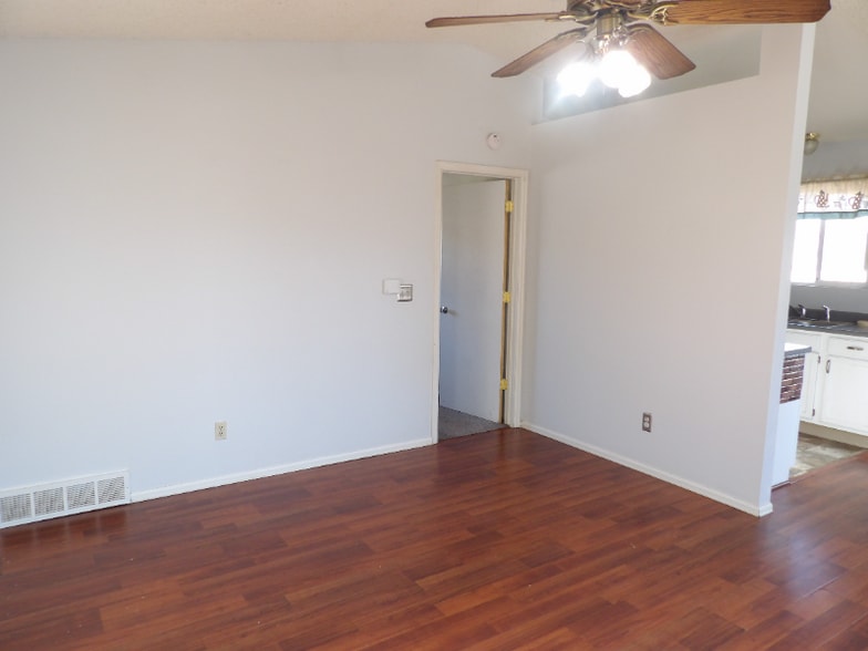 Building Photo - 4702 Witches Hollow Ln