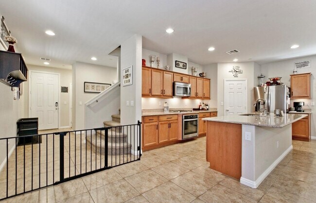 Building Photo - 945 Spiracle Ave