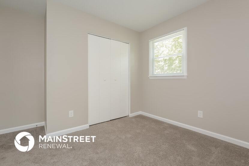 Building Photo - 511 Foxcroft Dr