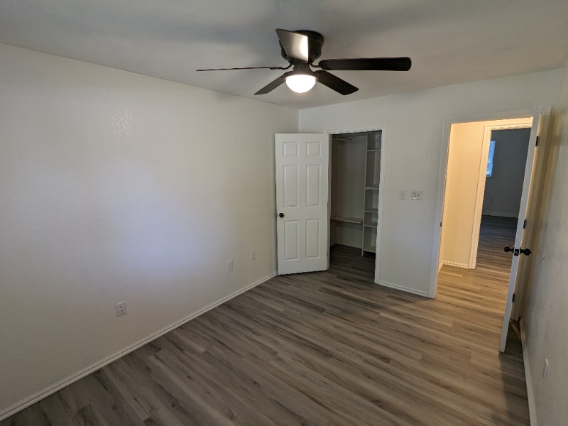 Building Photo - 571 W 4000 S
