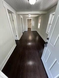 Building Photo - Newly Renovated Rental Home!