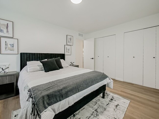 Building Photo - Luxury Living at Z on Plymouth – 1,000 SF Two-Bedroom Residence