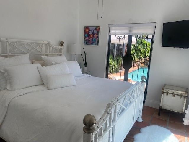 Building Photo - 1220 SE 2nd St