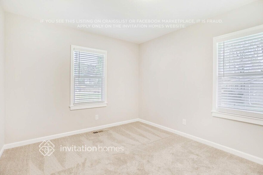 Building Photo - 3068 Rollingwood Ln SE