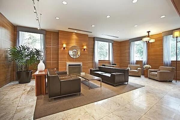 Building Photo - 280 Rector Pl