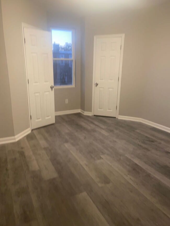 Building Photo - Remodeled Home - Oak Lane