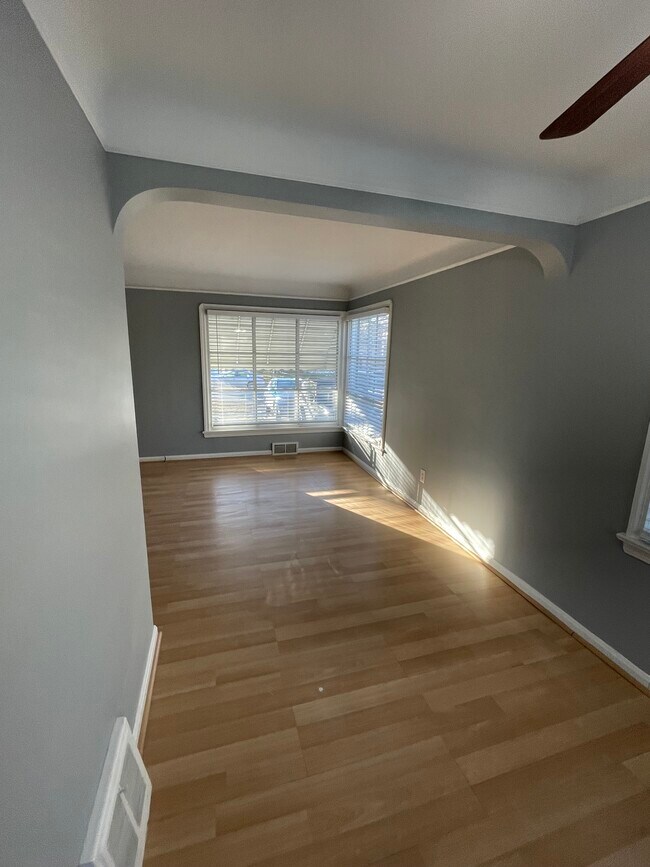 Building Photo - 3791 W 210th St