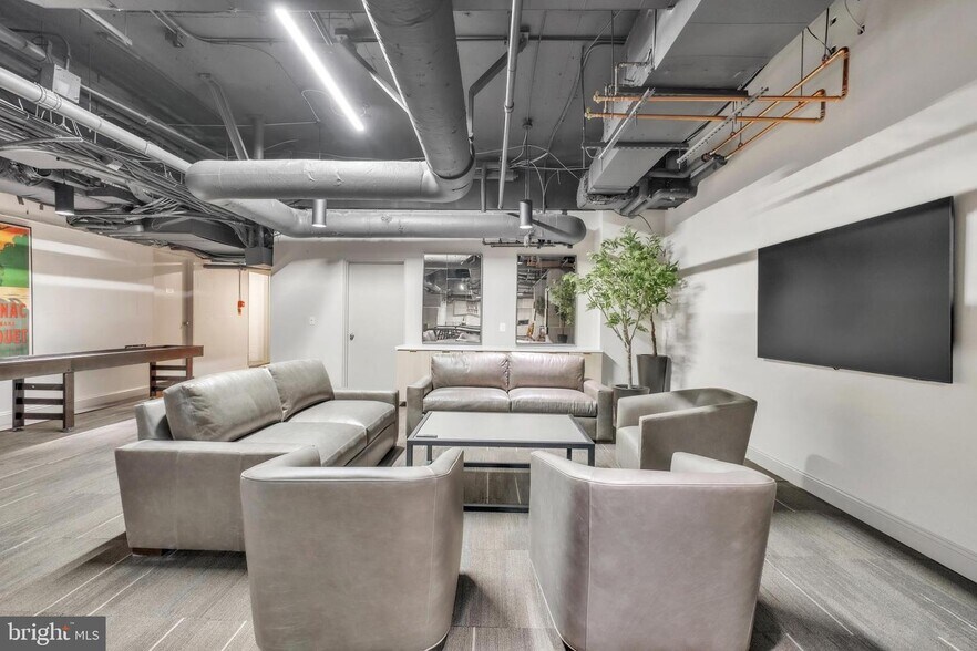 Building Photo - 1801 Market St