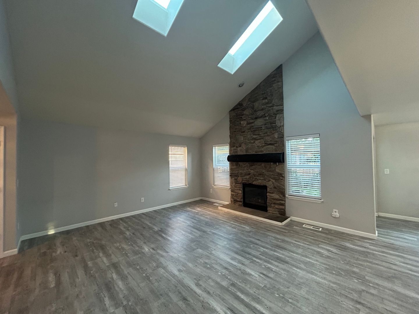 Building Photo - 4283 SW Plumeria Way