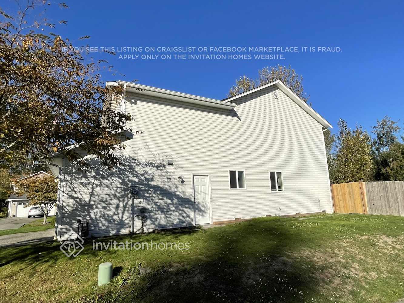 Building Photo - 227 99th Dr SE