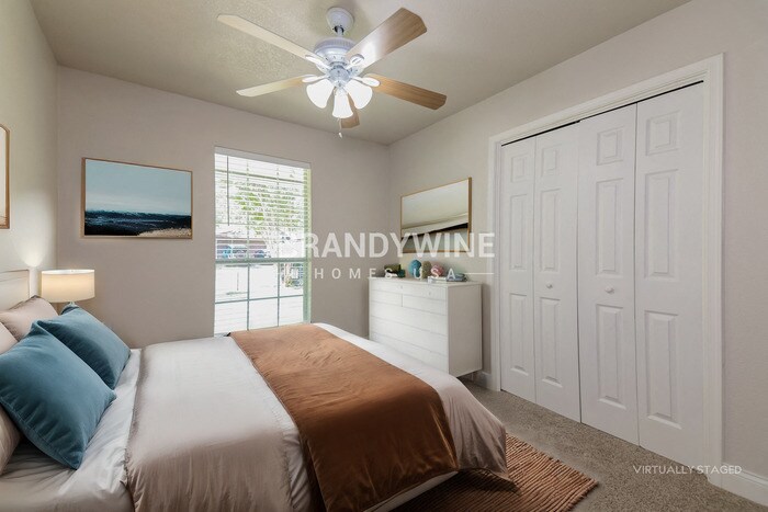 Building Photo - 1821 Whiteoak Dr