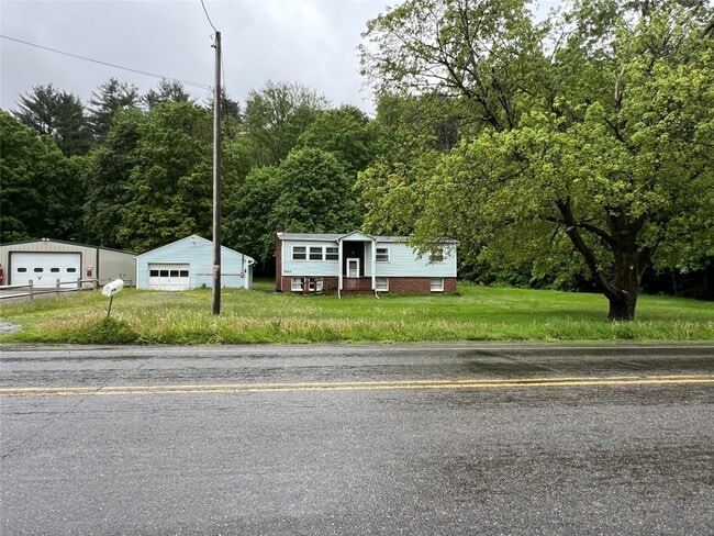 Building Photo - 26518 PA-267