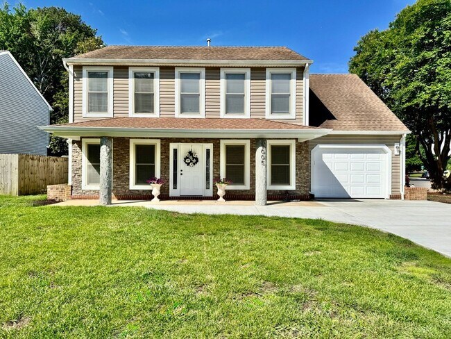 Building Photo - Available NOW! Unique Home in Wesleyan Cha...
