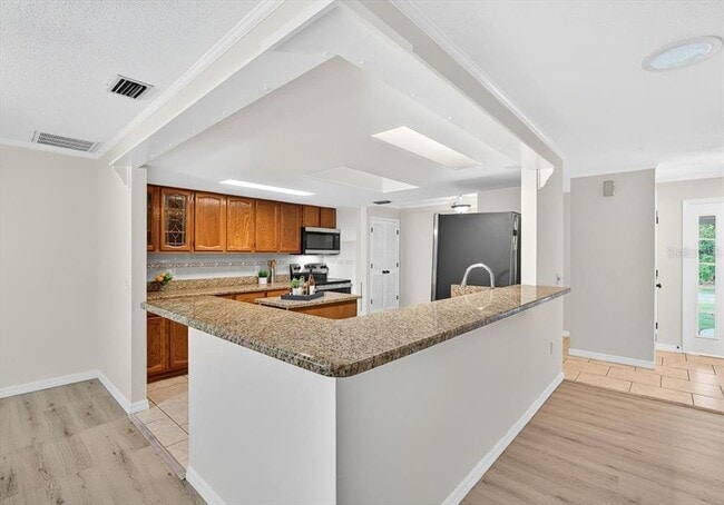 Building Photo - 11755 W Fisherman Ln