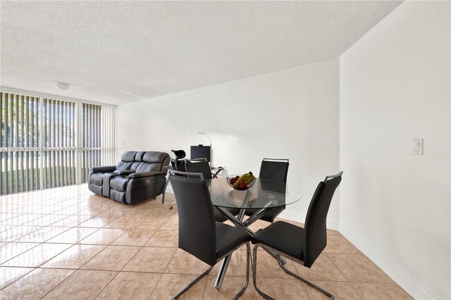 Building Photo - 7125 NW 186th St