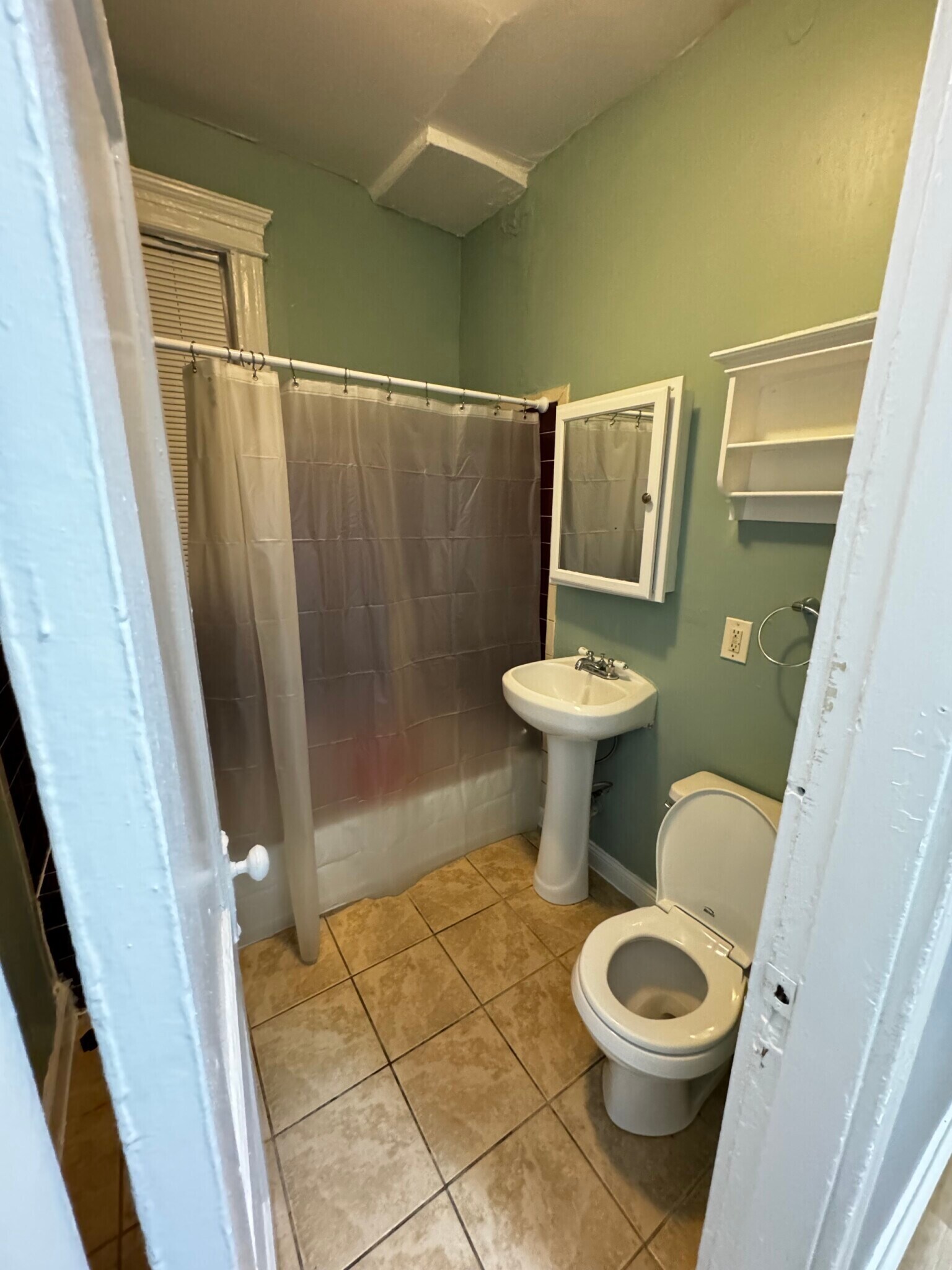 Building Photo - 881 Huntington Ave