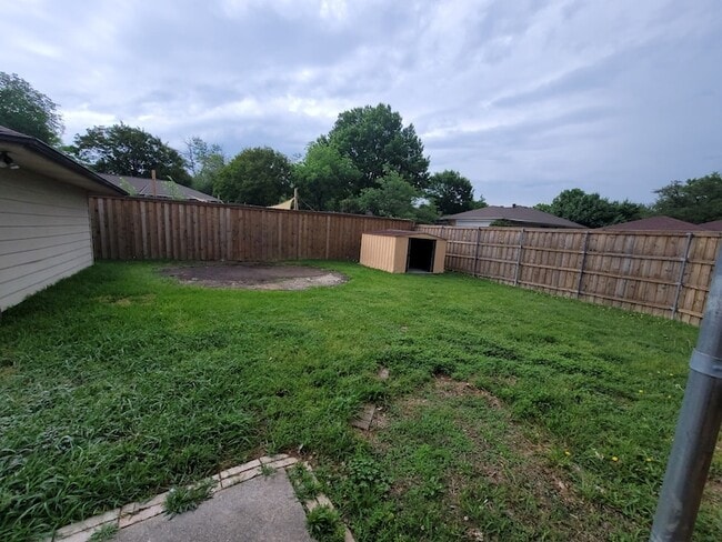 Building Photo - 110 La Fawn Cir