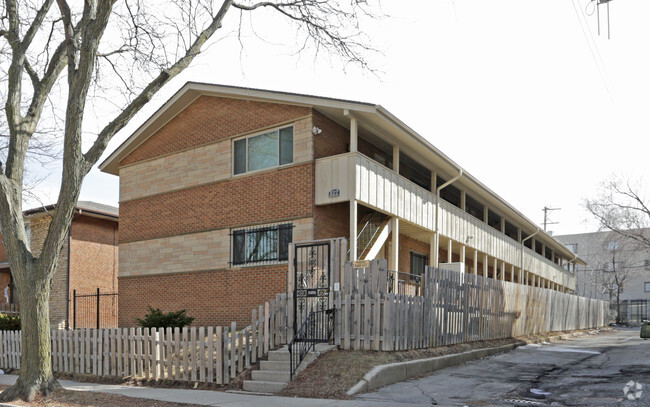 Primary Photo - Parkview 822