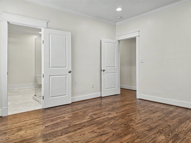 Building Photo - 603 Archer St