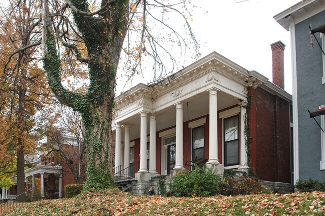 Building Photo - 1650 Beechwood Ave
