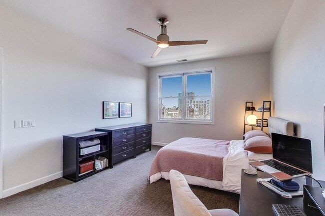 Building Photo - 4553 N Magnolia Ave