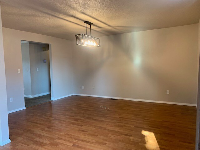 Building Photo - 8995 W Pembrook Dr
