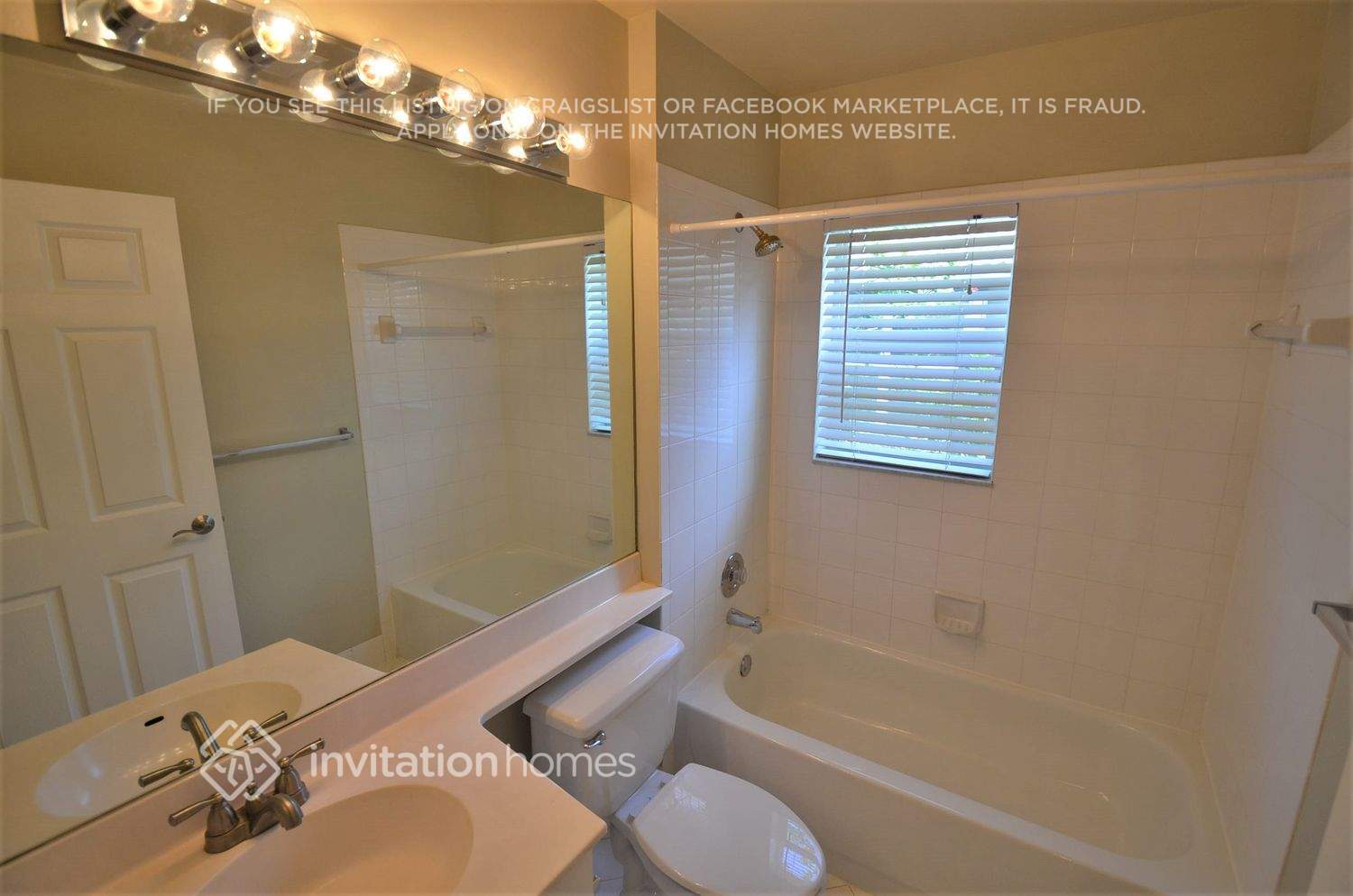 Building Photo - 7570 NW 47th Ave