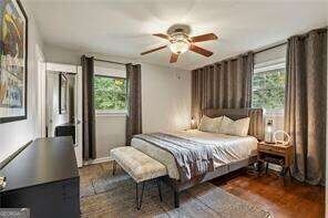 Building Photo - 3235 Woodview Dr SE