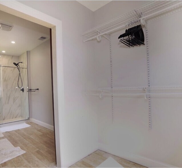 Building Photo - 4603 White Ave