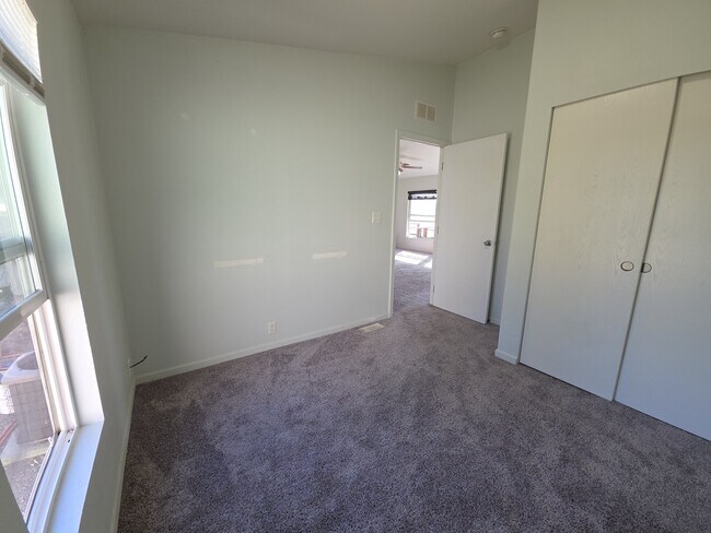 Building Photo - 560 Canal St