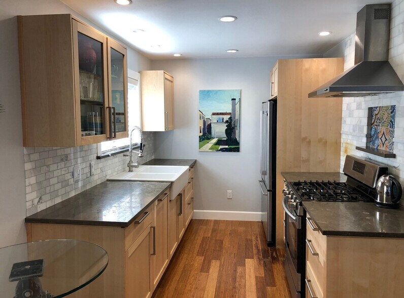 kitchen - 5550 Traffic Way