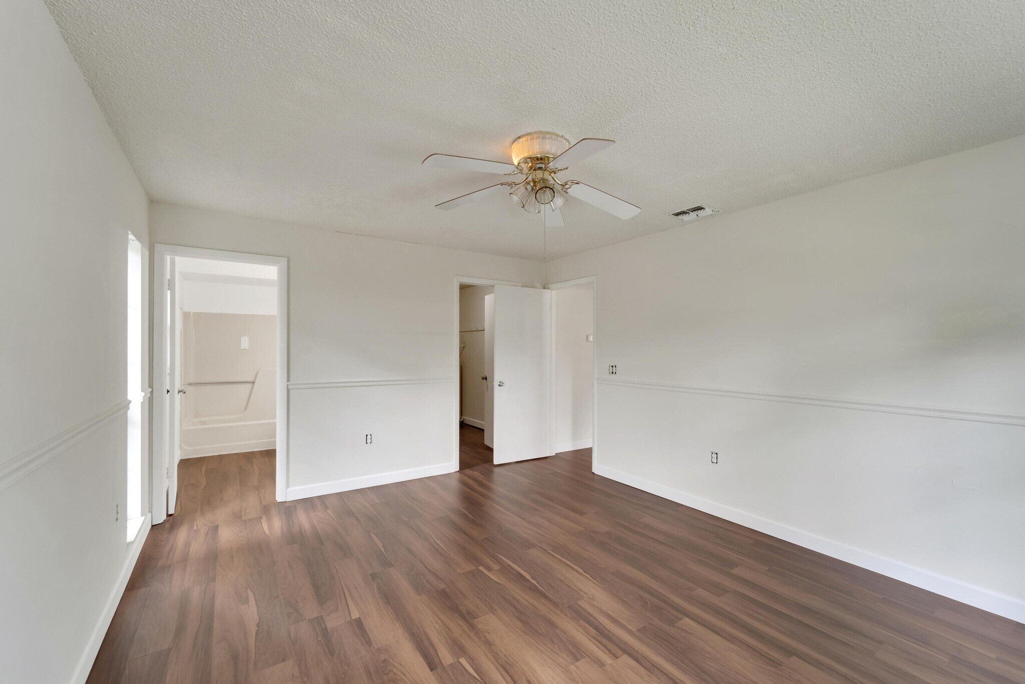 Building Photo - 502 Euclid Ave